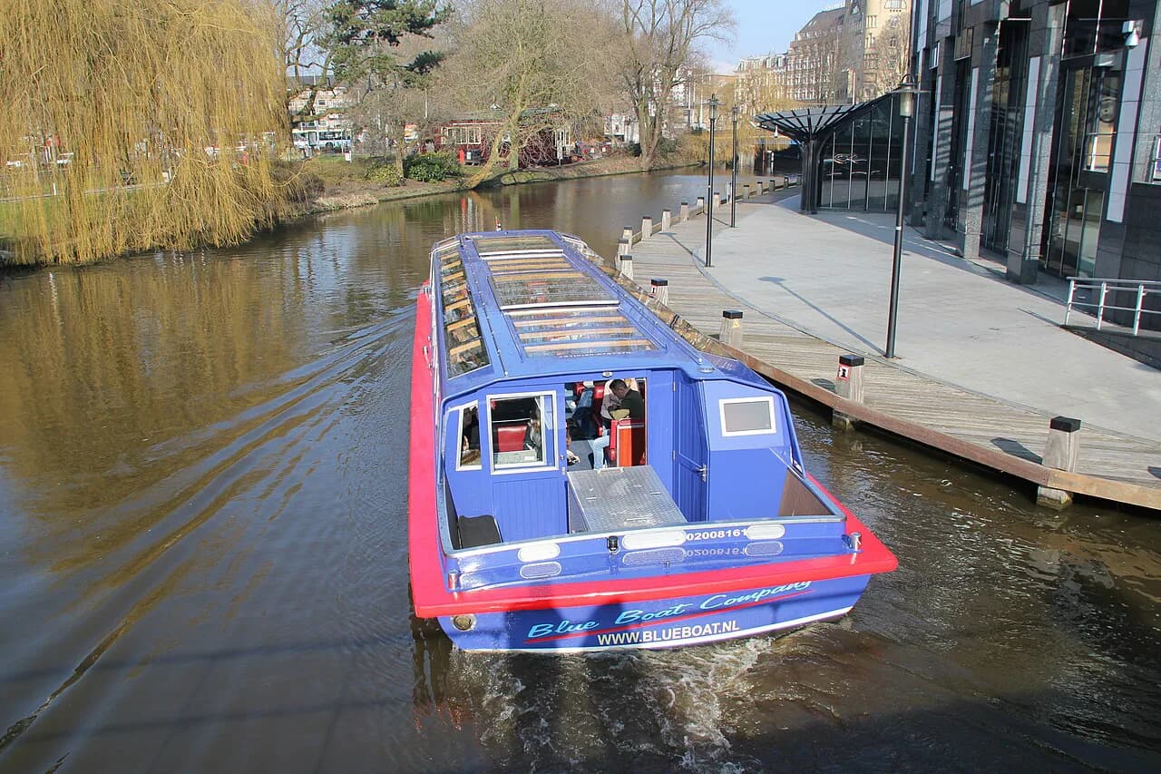 Amsterdam Canal Cruise with Kids: Best Boats, Prices, and Booking Tips for 2026