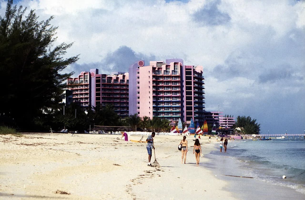 8 Best Things to Do in the Bahamas with Kids (Nassau & Beyond, 2026 Guide)