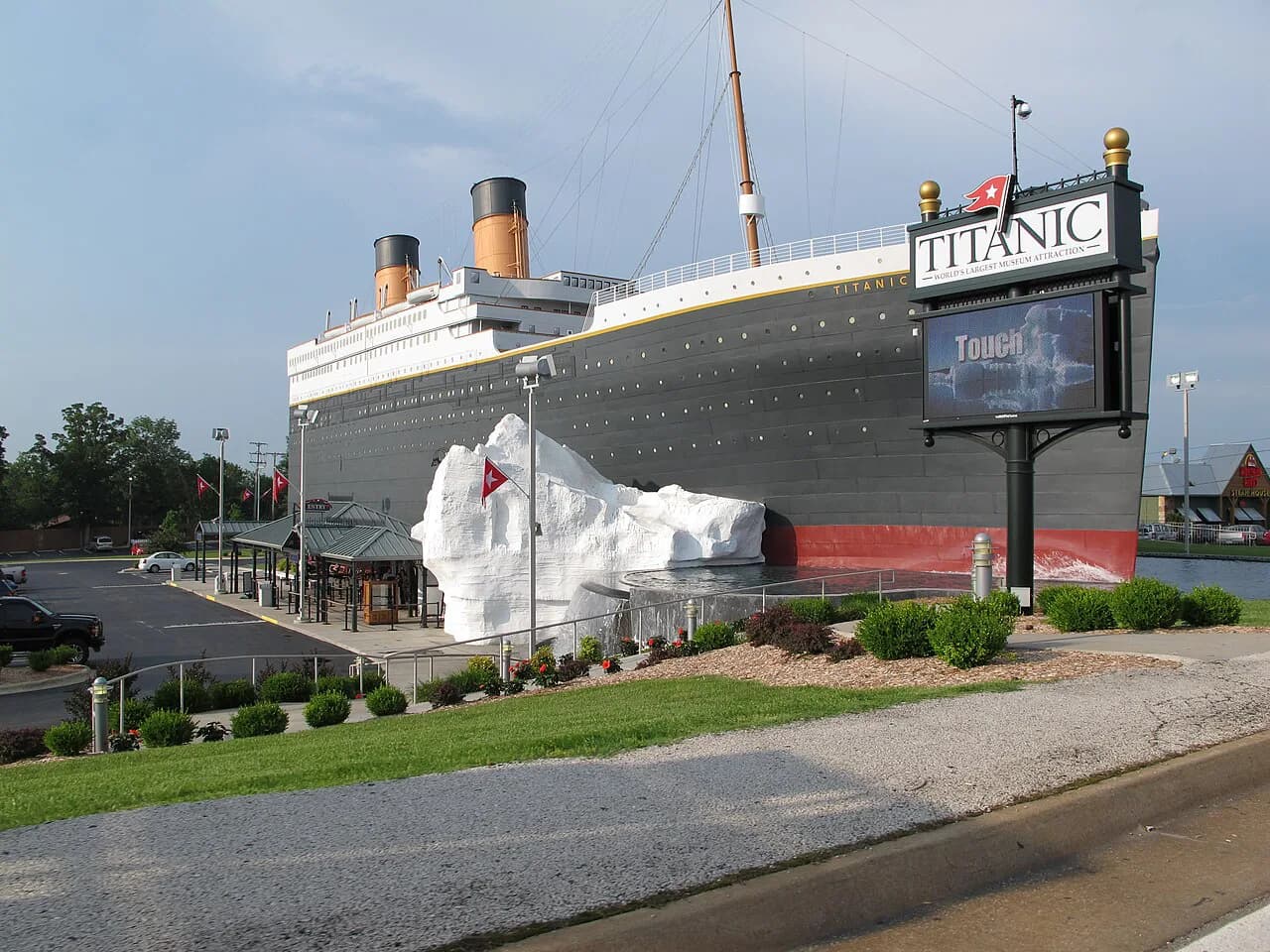 12 Best Indoor Things to Do in Branson with Kids (2026 Rainy Day Guide)