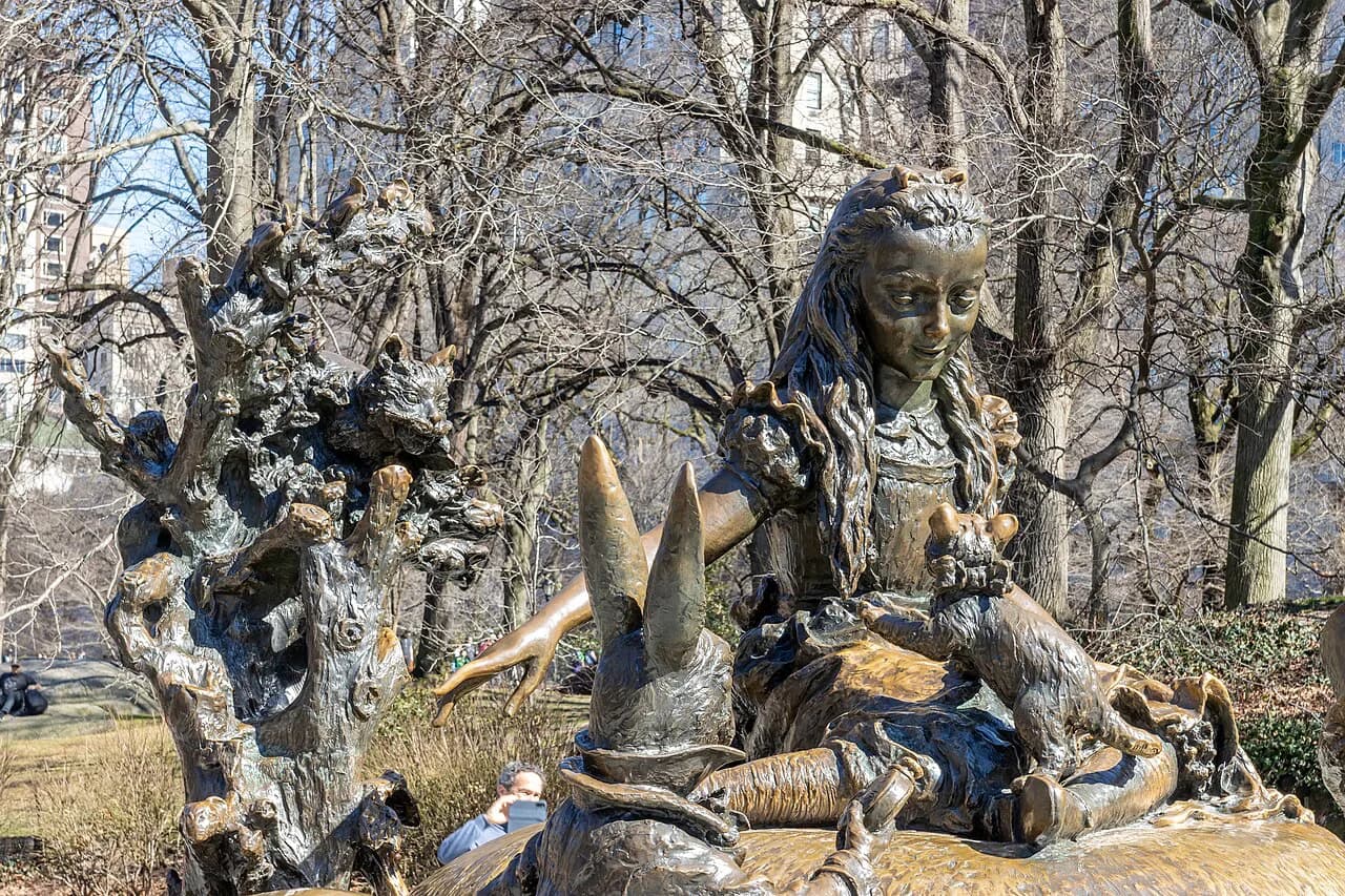 Central Park With Kids: The Ultimate Family Guide (Playgrounds & Logistics)