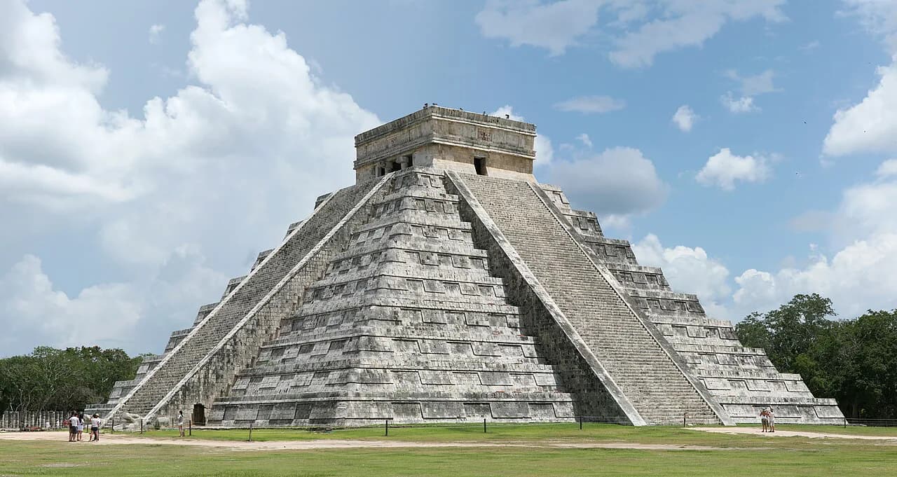 Chichen Itza With Kids: A Stress-Free Family Day Trip Guide (2026)