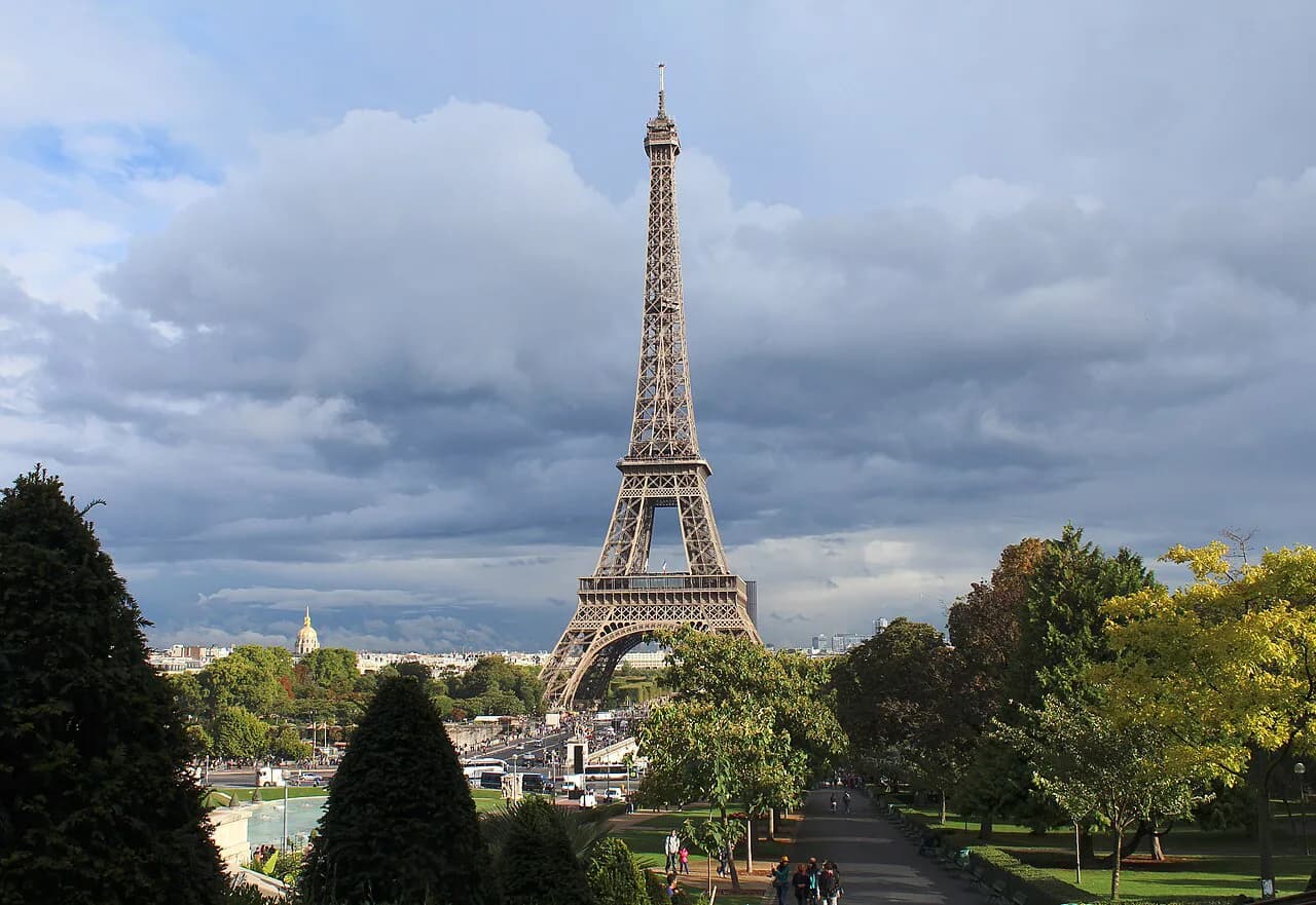 Eiffel Tower With Kids: A 2026 Parents' Guide to Tickets, Stairs, and Strollers
