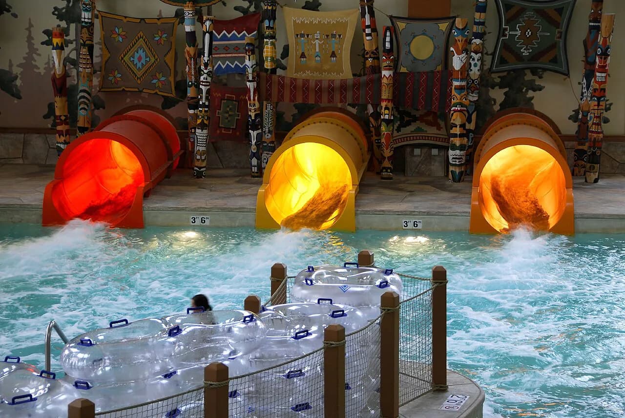 Great Wolf Lodge Williamsburg: 2026 Water Park, Suites & Day Pass Guide