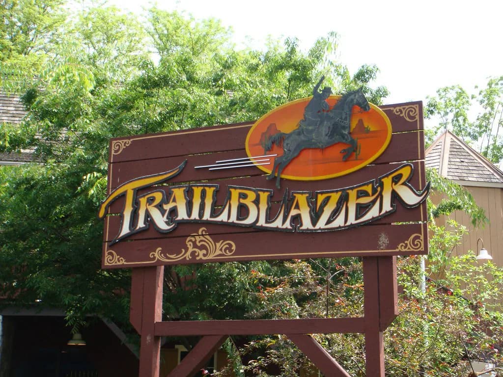 Hersheypark with Kids: The Ultimate Guide to Tips, Tickets & Logistics