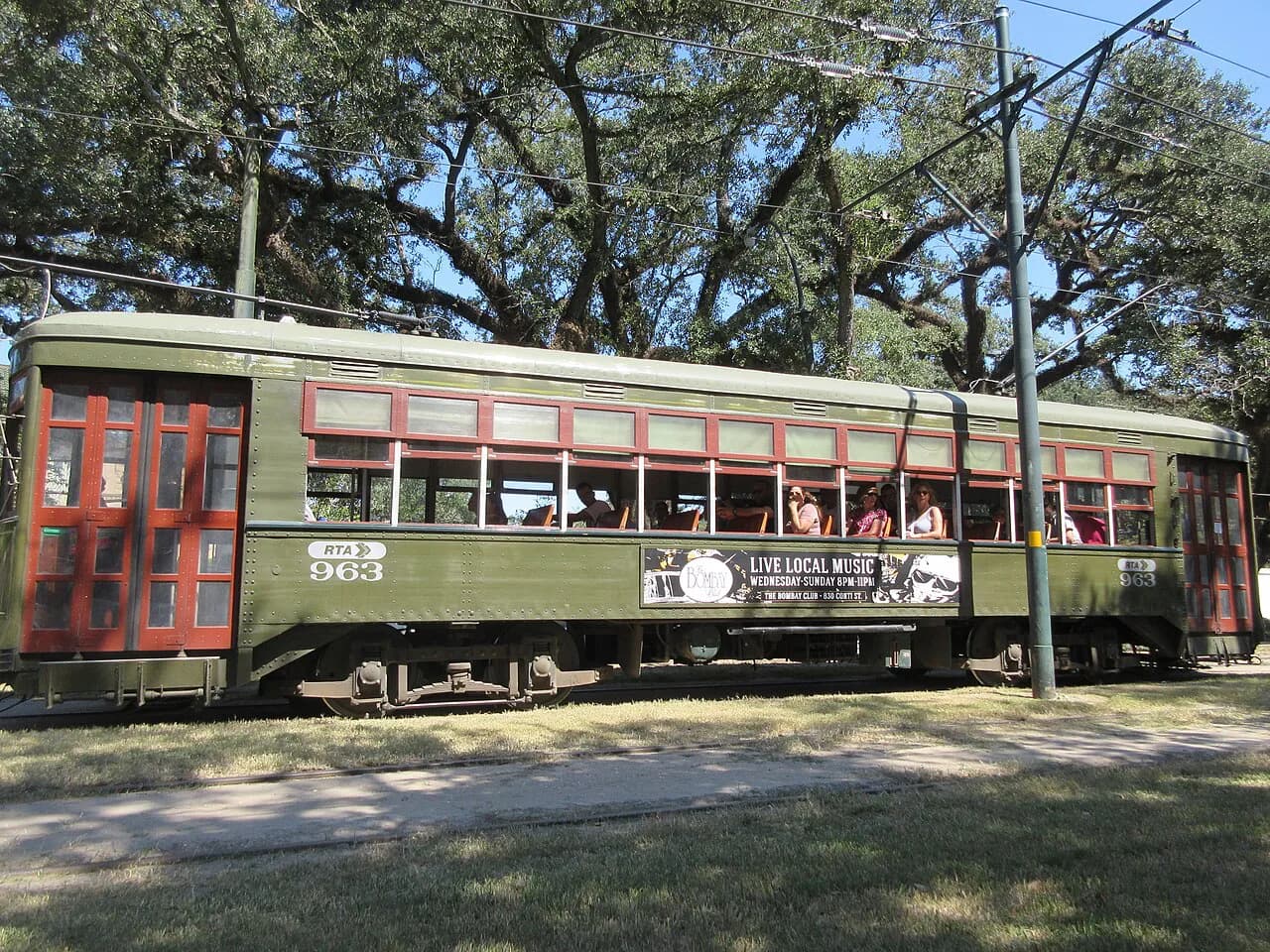 New Orleans Streetcar with Kids: A Parent's Survival and Sightseeing Guide