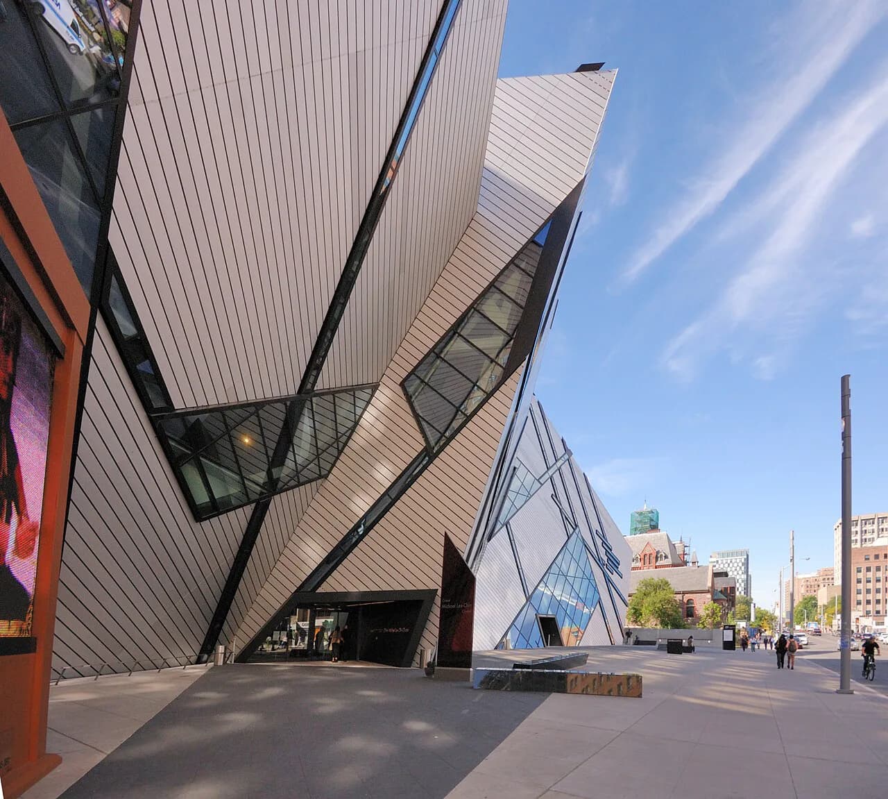 Royal Ontario Museum with Kids: A Parent's Guide to Galleries, Pricing, and Timing (2026)