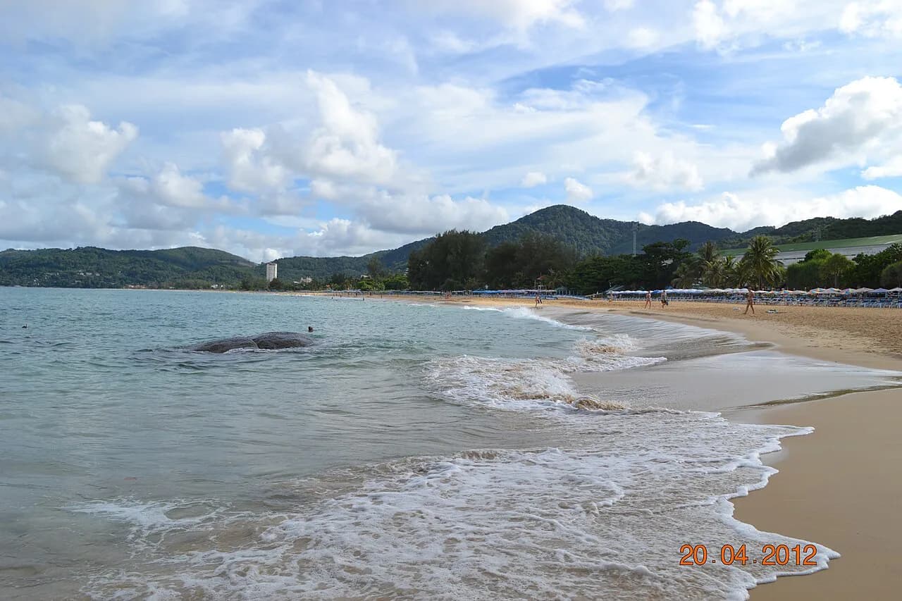 Toddler Beach Vacation Tips: A Stress-Free Planning Guide for 2026