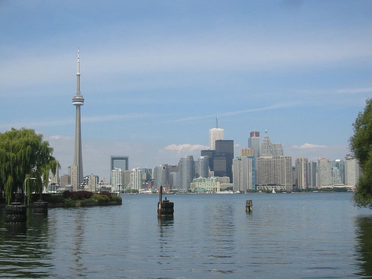 Toronto Islands With Kids: Ferry, Centreville, and 2026 Planning Guide