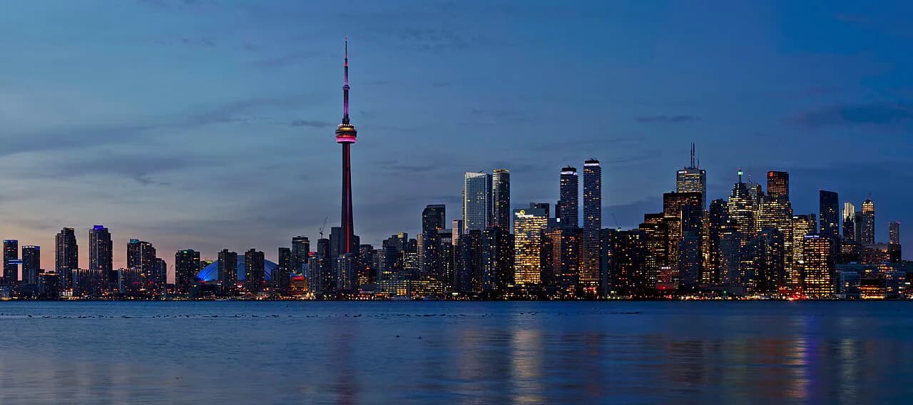 Toronto with Kids: 10 Best Things to Do (2026 Family Guide)
