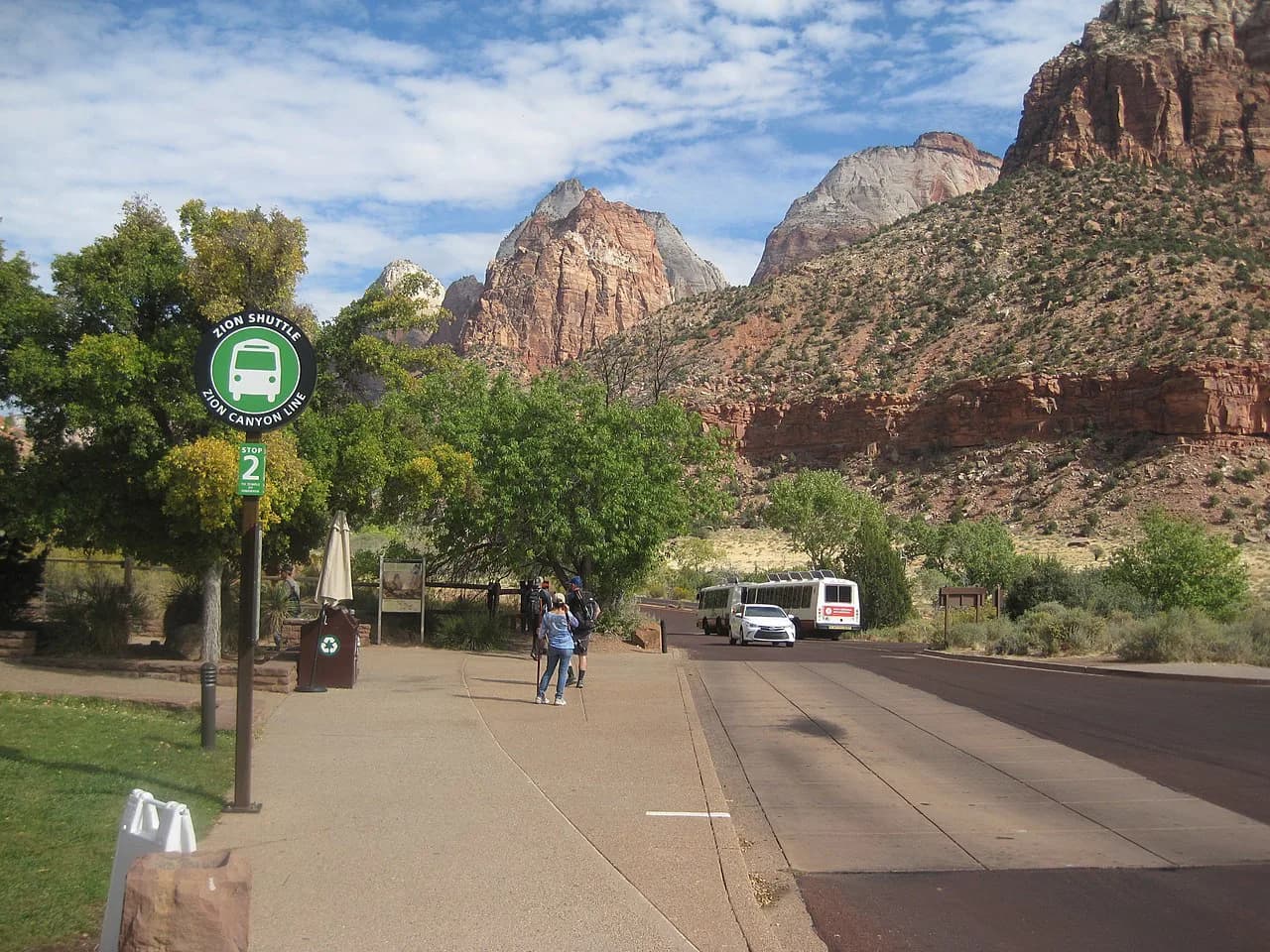Zion With Kids: The Ultimate Guide to Hiking, Shuttles & Safety