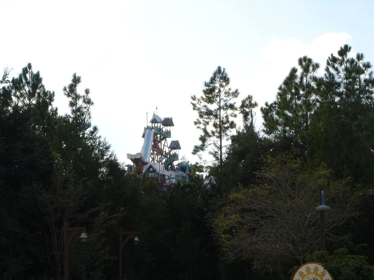 Summit Plummet from Blizzard Beach Entrance - panoramio — 1