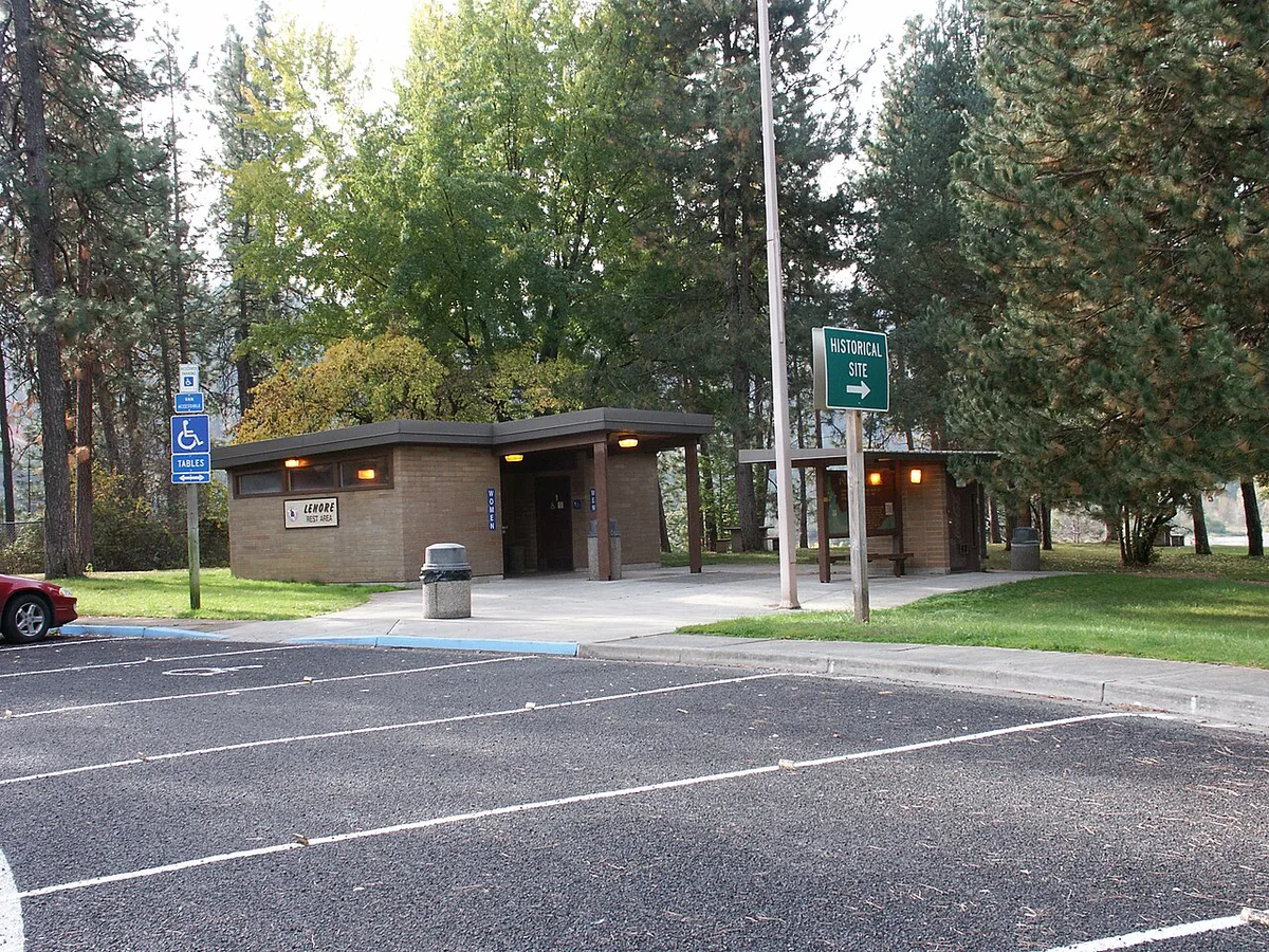 Northwest Passage Scenic Byway - Lenore Rest Area (Big Eddy) near Lenore - NARA - 7720729 — 2