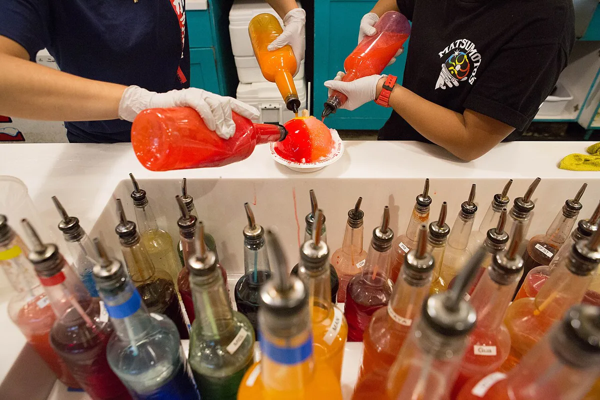 Ore Haleiwa Hawaii Oahu Matsumoto Shave Ice (33673670325) — 2