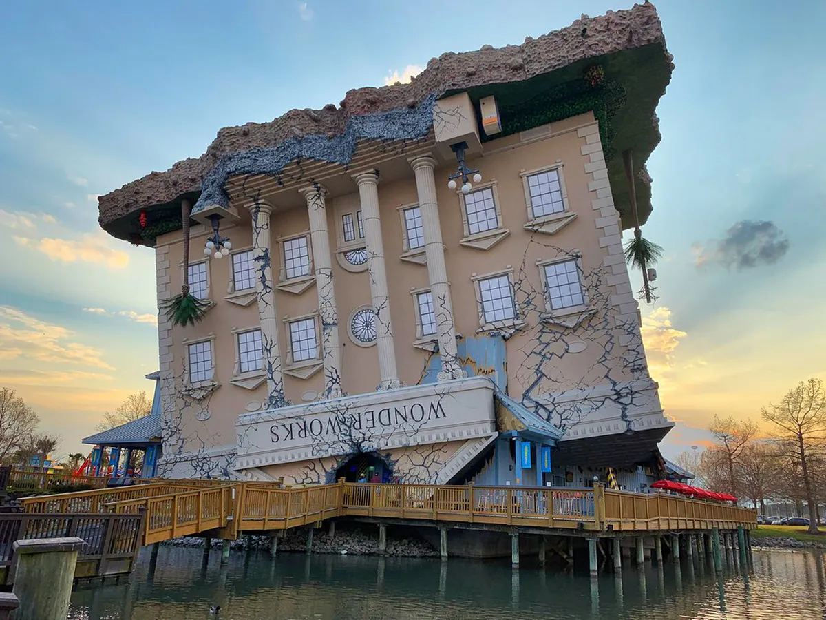 Lightning Lane Booking Windows: 7-Day vs 3-Day in Orlando
