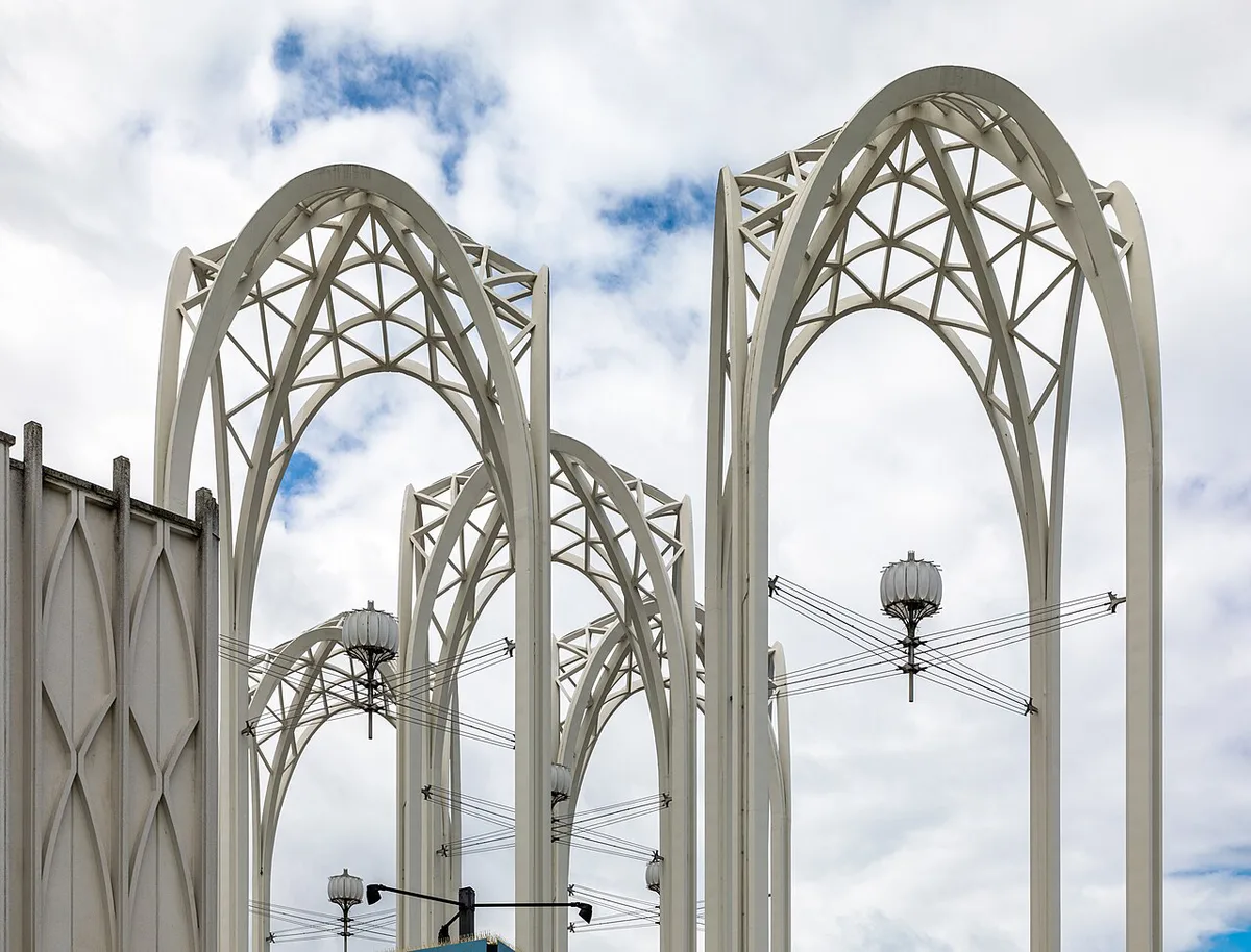 White arches and reflecting pools at Pacific Science Center in Seattle — 1