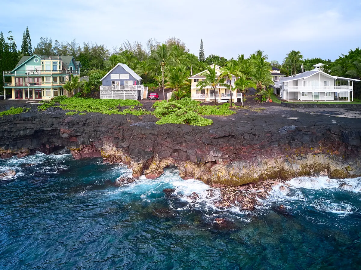 Why Renting a Big House for a Family Reunion Trip Beats a Hotel Block