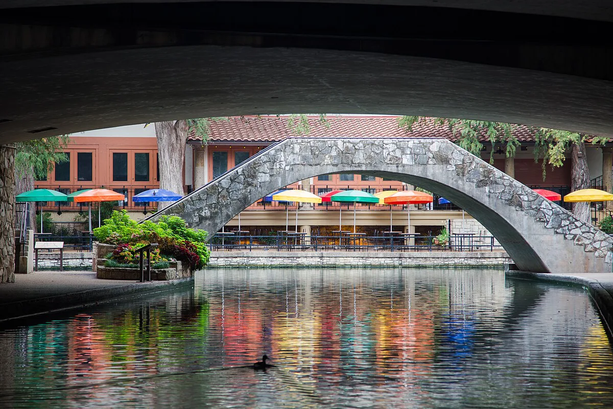 Riverwalk001 — 1