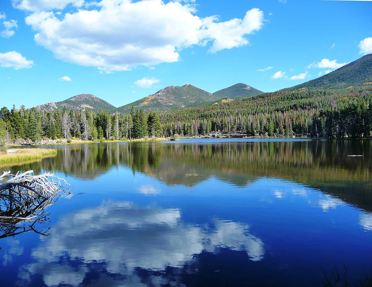 Bear Lake ringed by peaks in Rocky Mountain National Park — 1