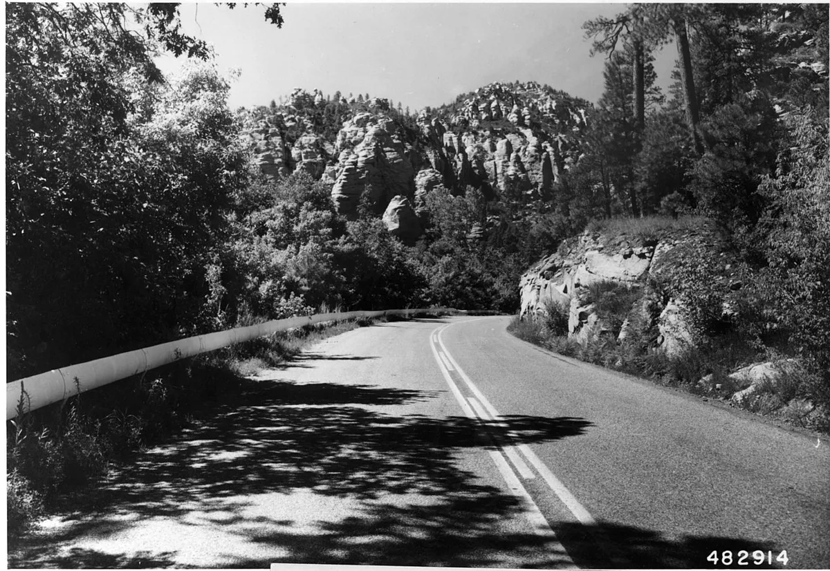 Oak Creek Canyon - 1957 (5376112154) — 2