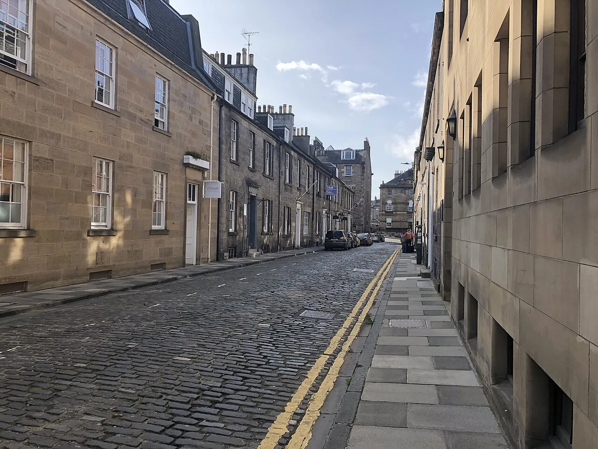 Young Street - geograph.org.uk - 7614051 — 2