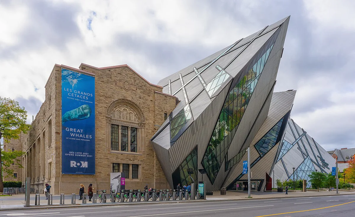 Royal Ontario Museum in Fall 2021 — 2
