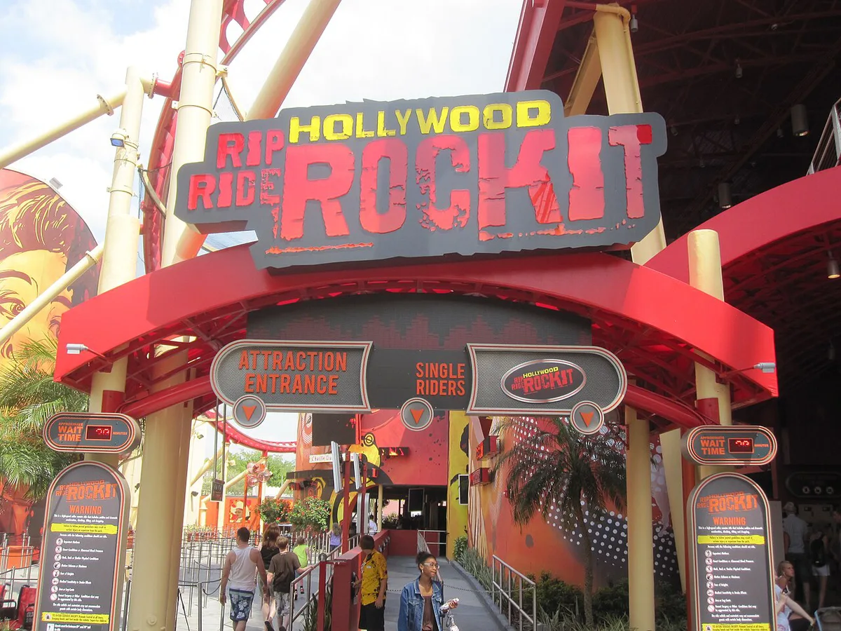 HollywoodRipRideRockitEntrance — 2