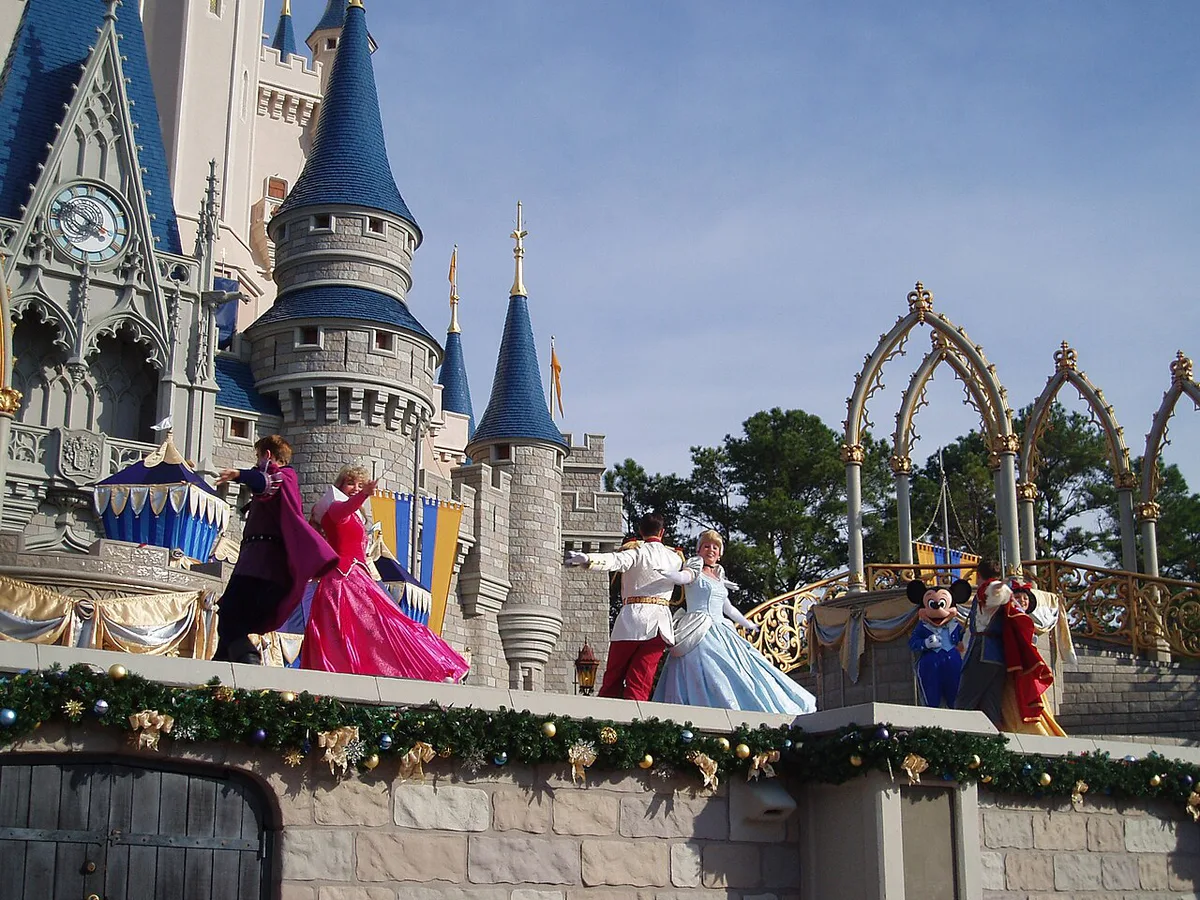 Cinderella Castle Magic Kingdom 2 — 1
