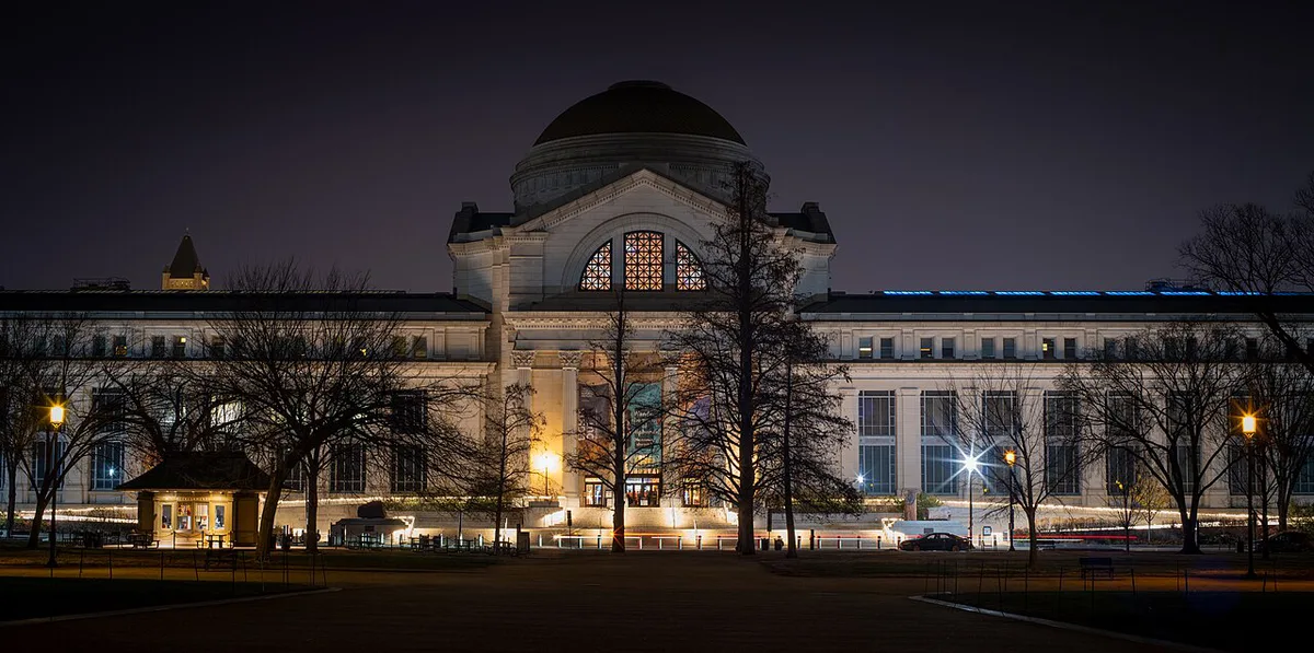 Smithsonian Natural History Museum (53409685715) — 1